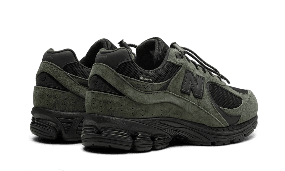 2002R Gore-Tex Pine JJJJOUND