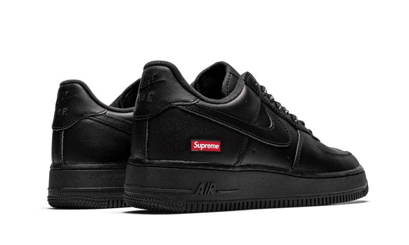 Air Force 1 Low Black Supreme