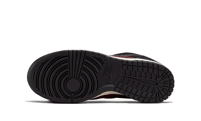 Dunk Low SE Fleece Burgundy Crush