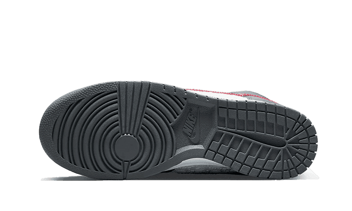 Dunk High Embossed Basketball Grey Red