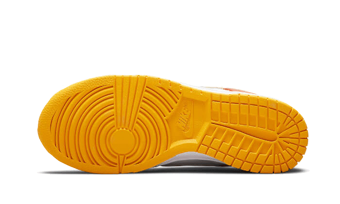 Dunk Low University Gold