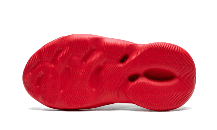 Yeezy Foam RNNR Vermillion